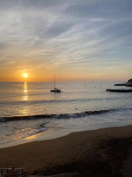 Apartamento Atardecer En Playa Sardina Exterior foto